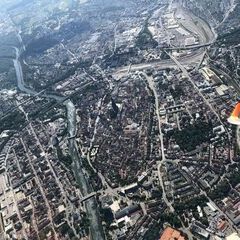 Flugwegposition um 14:09:48: Aufgenommen in der Nähe von Kreisfreie Stadt Ulm, Deutschland in 1698 Meter